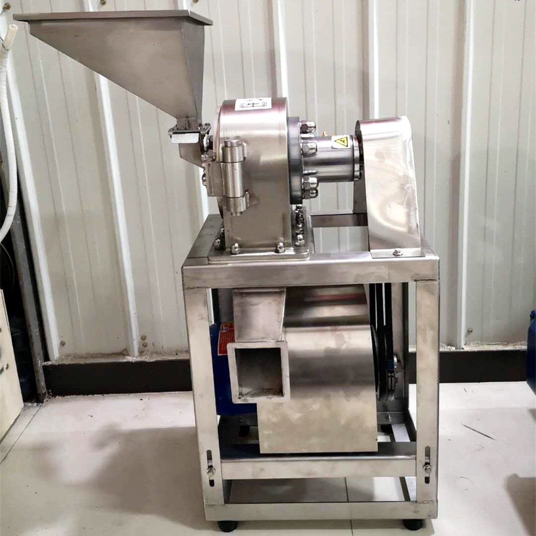 厨房里的盐味哲学:从颗粒研磨到原生湖盐的味觉革命